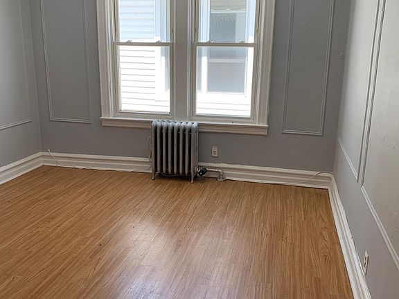 5th image of 2619 92nd St Floor 2