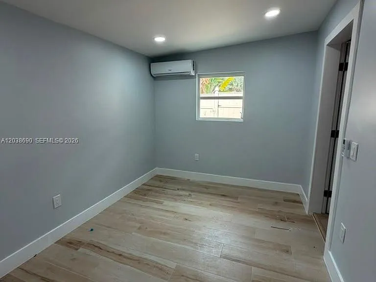 1111 N Victoria Park Rd #1-4 — Photo 4