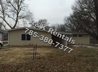 3335 SW Mayo Ave, Topeka, KS 66611