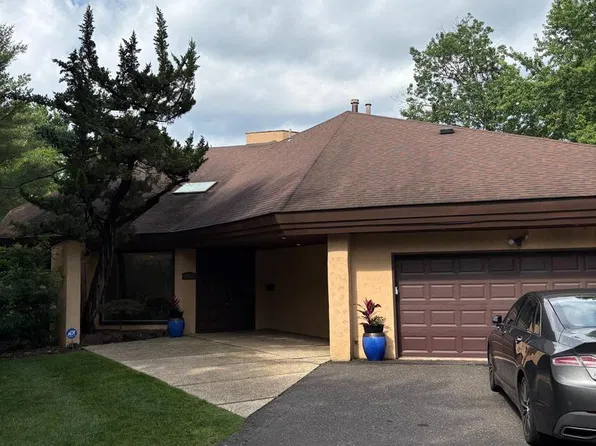 400 Pleasant Valley Ave, Moorestown, NJ 08057