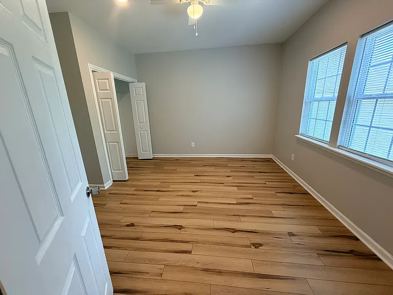 4536 Stone Mountain Dr — Photo 14