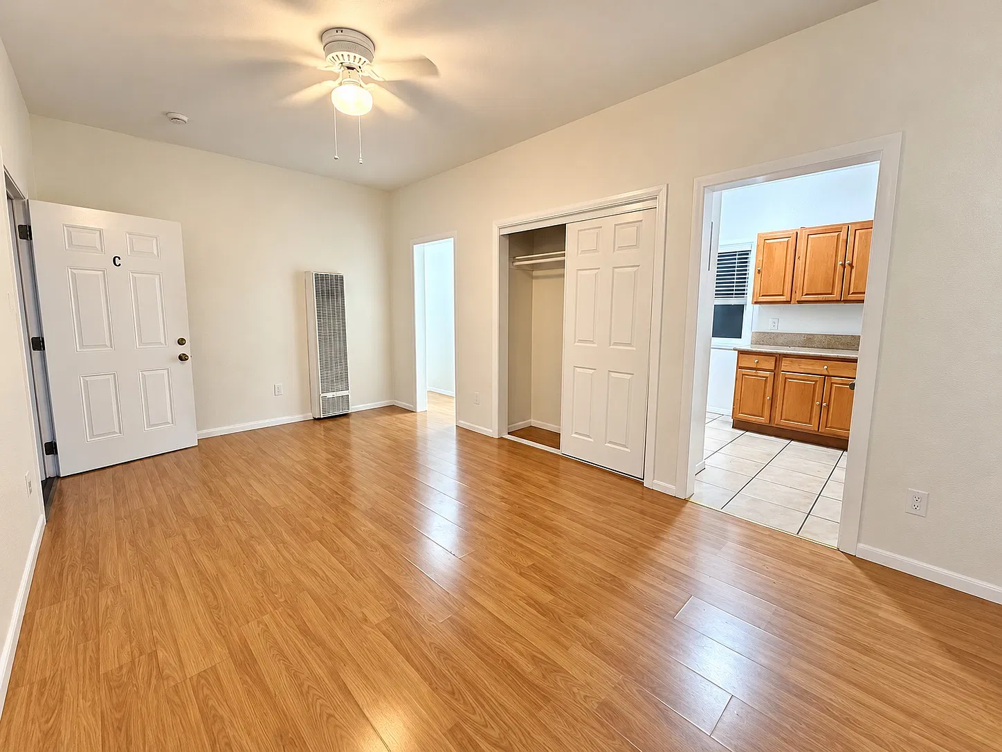 2 bed, 730 sqft, $2,095 — Photo 2