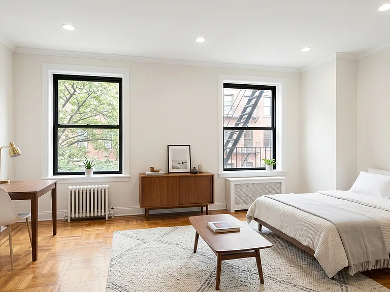 168 E 105th St #2C — Photo 2