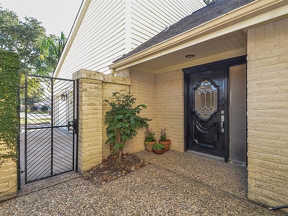 4th image of 2726 Kissing Camel Ct