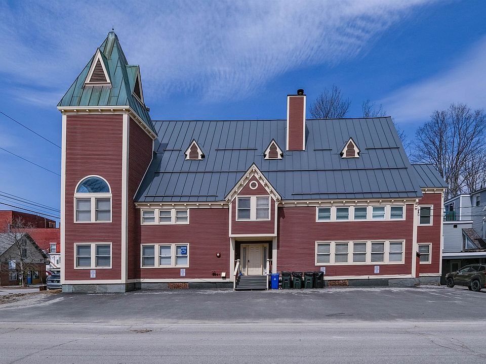 1st image of 18 Pleasant Street #3