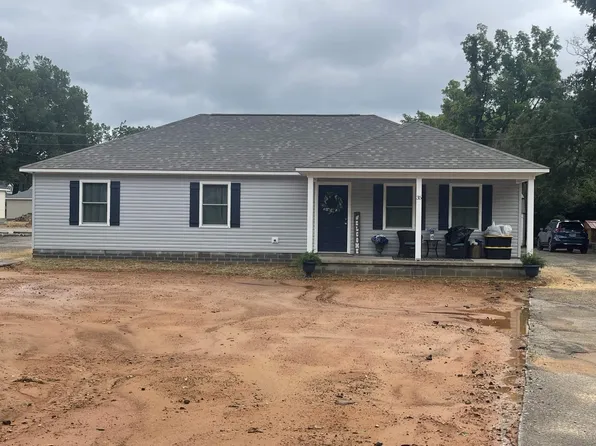35 Guinn St, Savannah, TN 38372