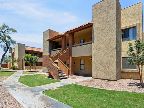 3rd image of 1125 E BROADWAY Road #217
