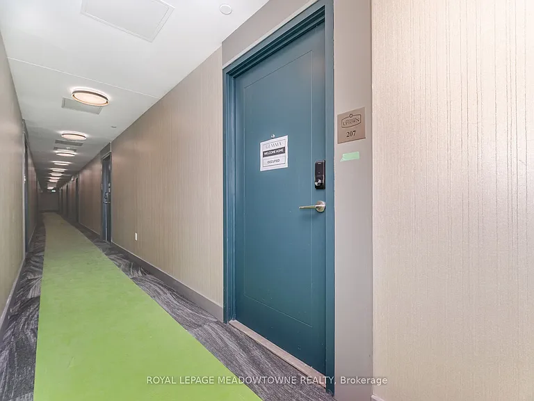 15 Watergarden Dr #207 — Photo 6