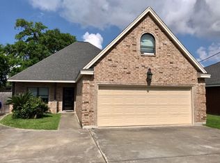 1218 Block St, Port Neches, TX 77651