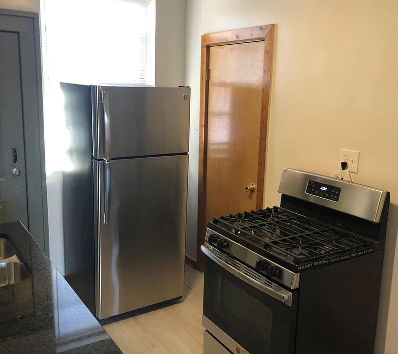 6400-02 S Troy St #3135-39