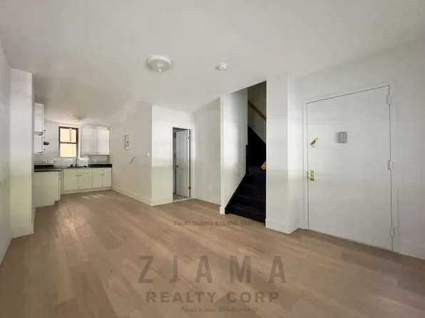 152 Parkside Avenue image 6 of 11