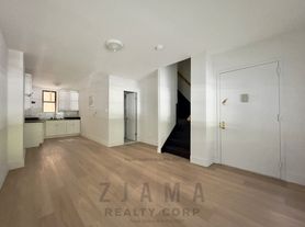 152 Parkside Ave