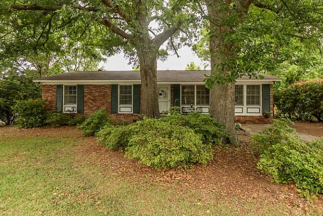 1st image of 3713 Columbia Dr