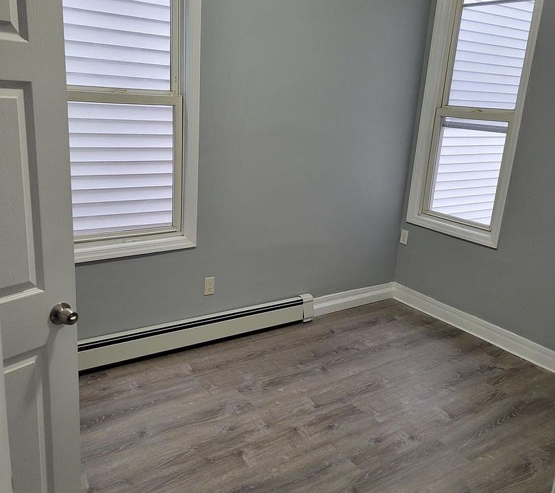 2nd image of 68 Garside St #401
