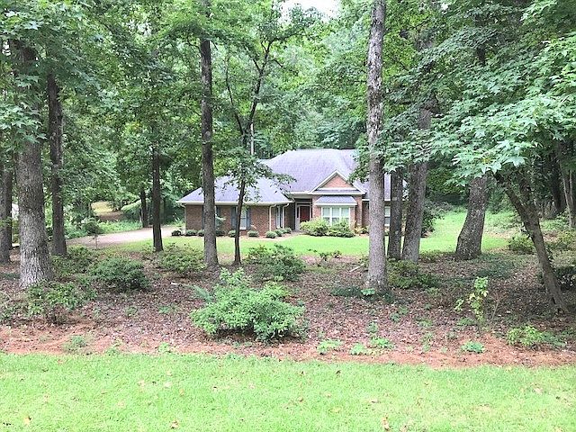2nd image of 120 Taylor Len Dr