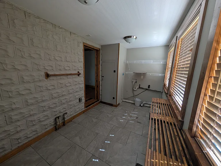 905 Fretz Rd — Photo 17