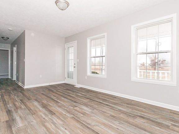 4th image of 111 Morningside Dr
