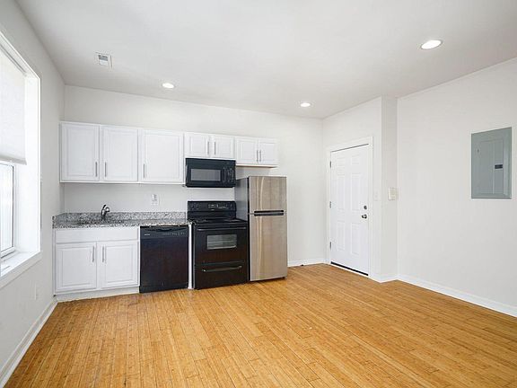 2nd image of 1942 Cecil B Moore Ave #3