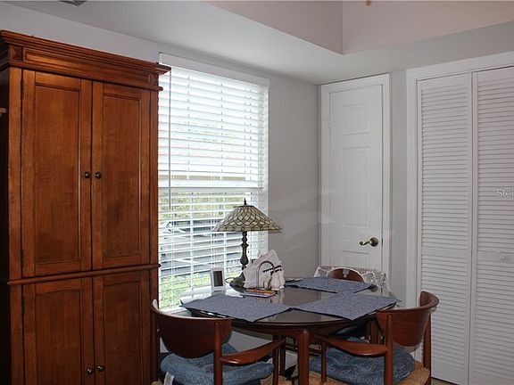 5th image of 10316 Carrollwood Ct APT 51
