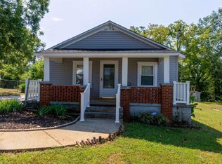 301 Lee St, Pickens, SC 29671