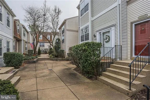 10305 Bridgetown Pl — Photo 4
