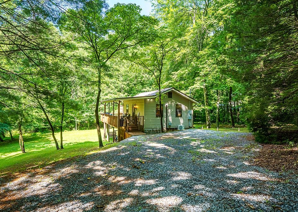 1st image of 1643 Lucius Rd