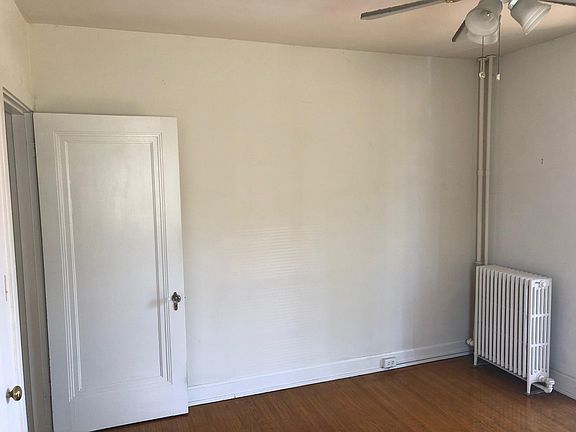 4th image of 1579 Parsons Pl #2