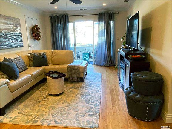 5th image of 52 Santa Barbara Dr