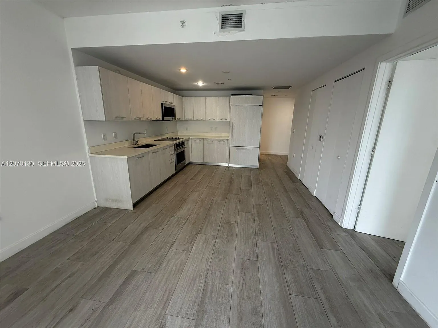 Brickell Heights West Con — Photo 3