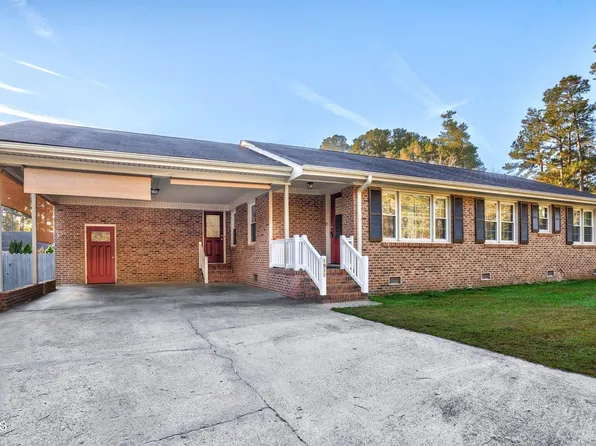 1911 W Howard Avenue, Tarboro, NC 27886