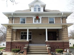 1092 N Prairie St, Galesburg, IL 61401