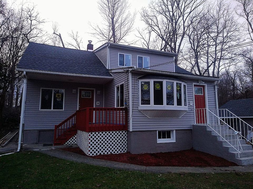 1st image of 22 Spruce Ave