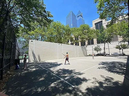 Rented by Oxford Property Group | media 68