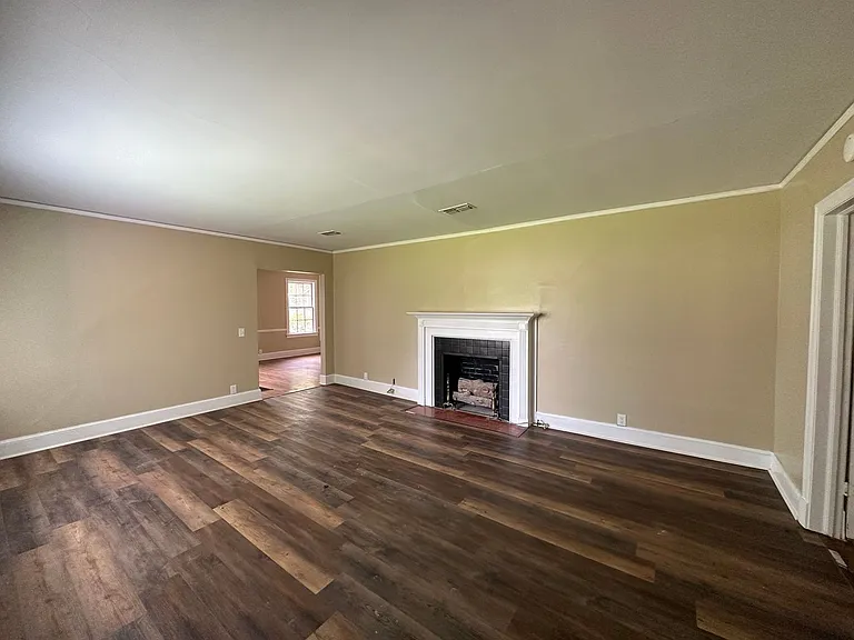 3339 S Perry St — Photo 3