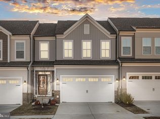 225 Smokebush Dr, Stafford, VA 22554