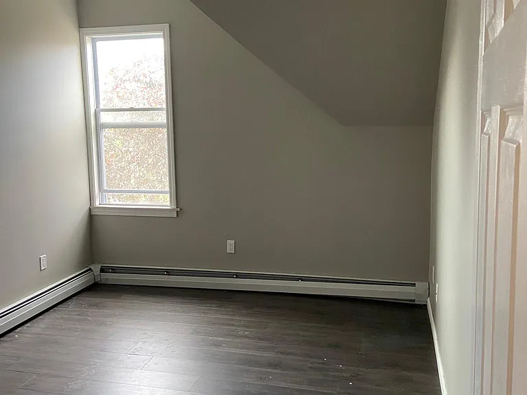 56 Clinton Ave #3 — Photo 8
