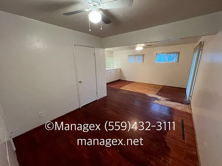 2836 N Cedar Ave — Photo 9