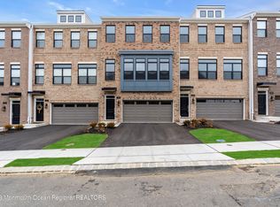 5 Blaisdell Ct #9, Middletown, NJ 07748