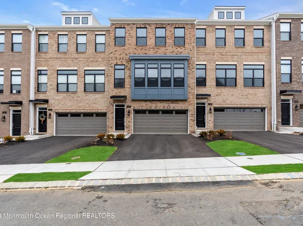 5 Blaisdell Ct #9, Middletown, NJ 07748