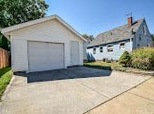 29966 Halifax St, Wickliffe, OH 44092