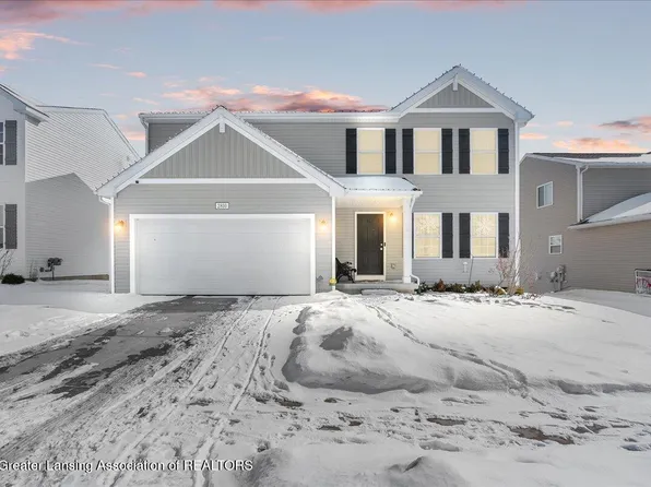 2810 Jordan River Dr, Fowlerville, MI 48836