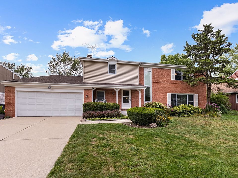1st image of 3828 Charles Dr