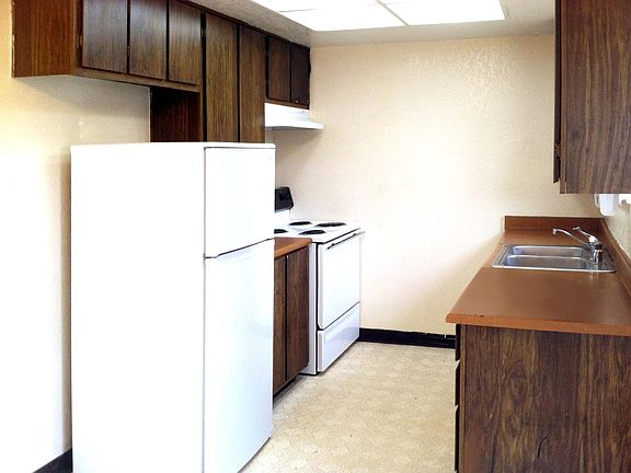 2nd image of 8441 Kelley Dr