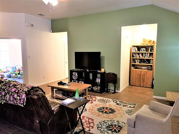 3rd image of 4207 Embers Dr