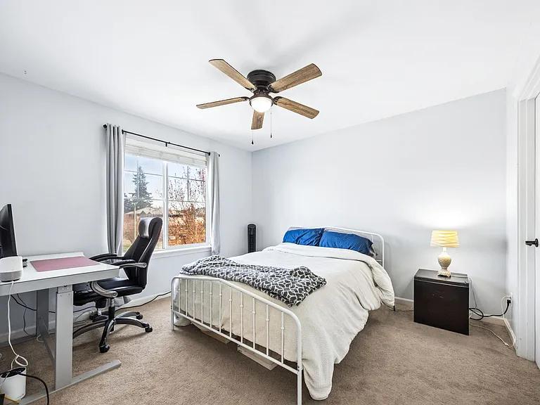 15233 Kayla St SE — Photo 12