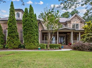 902 Nestling Dr, Lawrenceville, GA 30045