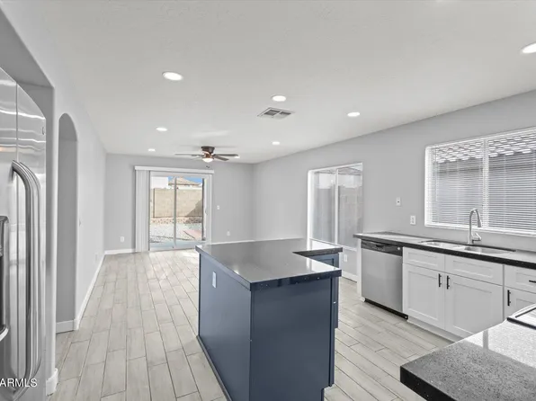 11834 W ALTADENA Avenue, El Mirage, AZ 85335