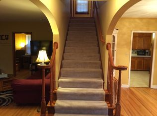 1109 Gordon Ave E, Maplewood, MN 55109