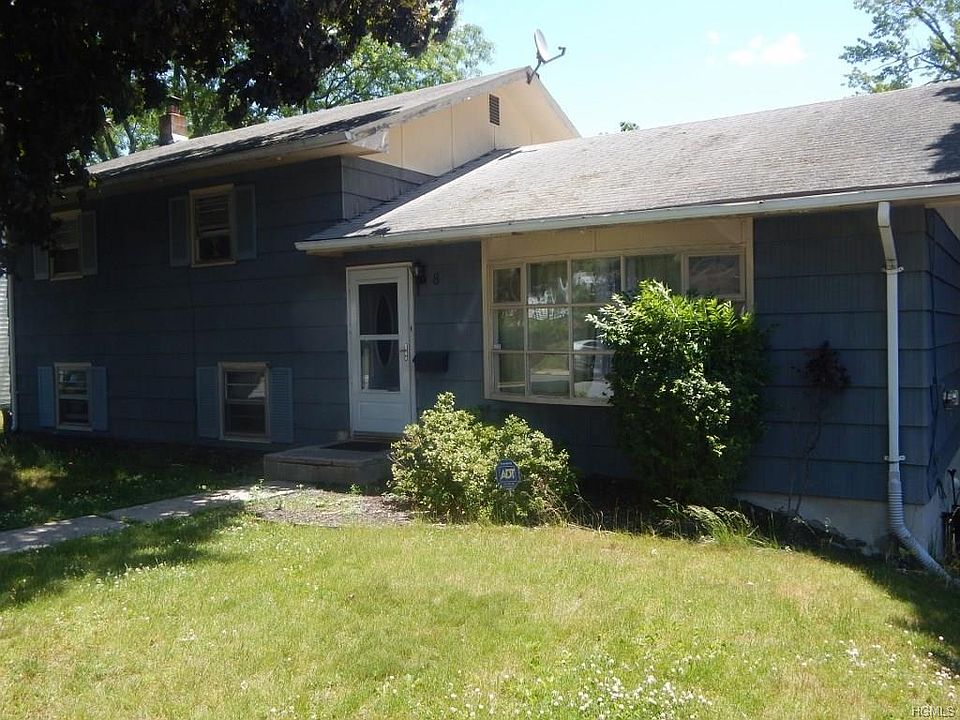 1st image of 8-10 Woods Pl