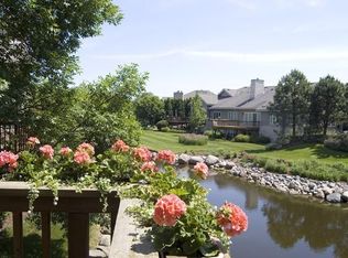 880 Rocky Point, Brookfield, WI 53005